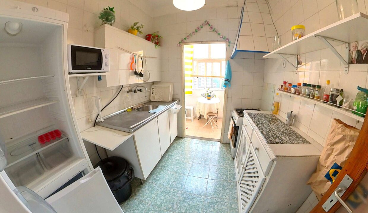 Kitchen 2